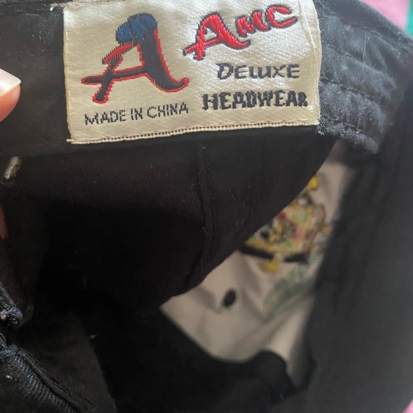 SpongeBob SquarePants Black and Yellow Surfboard Hat - Picture 3 of 5